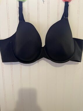 Cacique Black Smooth Underwire T-Shirt Bra 42c